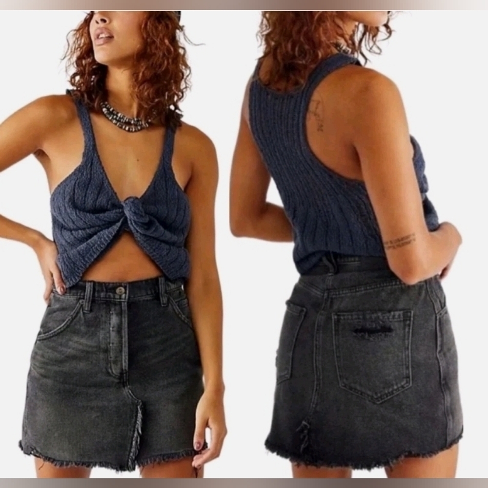 FP We The Free Women's Rain Distressed Denim Black Mini Skirt Raw Hem Sz 24